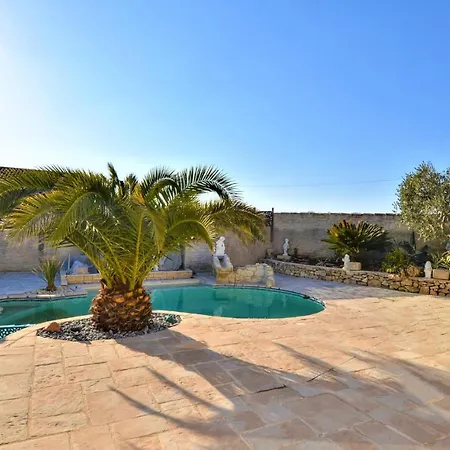 Ferienhaus Stunning In Jonquiere Saint Vincen Jonquieres-et-Saint-Vincent