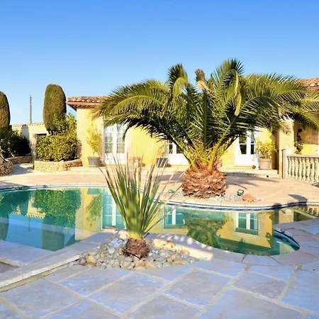 Stunning In Jonquiere Saint Vincen * Jonquieres-et-Saint-Vincent