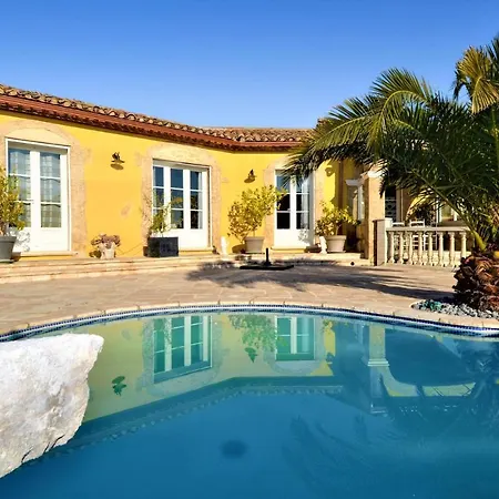 Ferienhaus Stunning In Jonquiere Saint Vincen Jonquieres-et-Saint-Vincent
